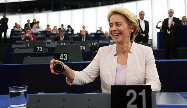 La conservadora Von der Leyen, confirmada por la mínima como presidenta de la Comisión Europea​