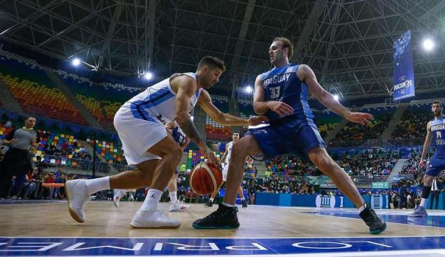 Uruguay cayó 92-64 en amistoso ante Argentina