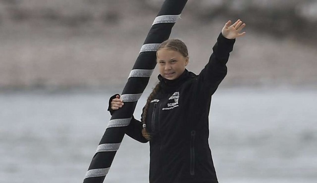 Greta Thunberg parte a Nueva York a bordo de un velero cero emisiones