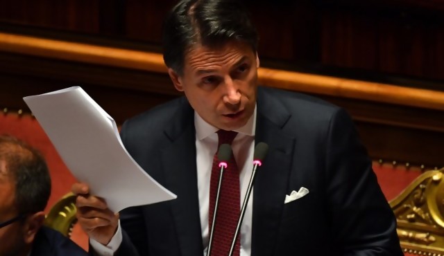 Italia sin gobierno tras renuncia de primer ministro