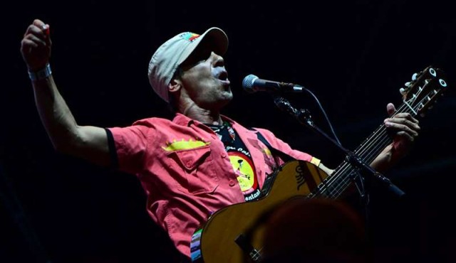 Manu Chao saca tres canciones inéditas, 21 años después de “Clandestino”