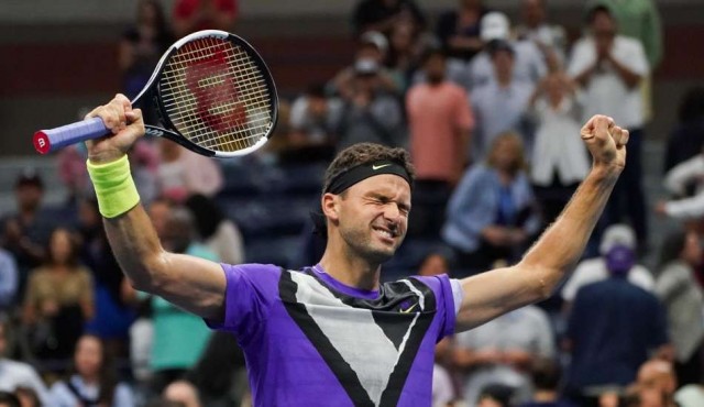Dimitrov elimina a Federer en cuartos de final del US Open
