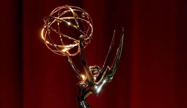 “The Crown” y “The Mandalorian” lideran carrera de los Emmy