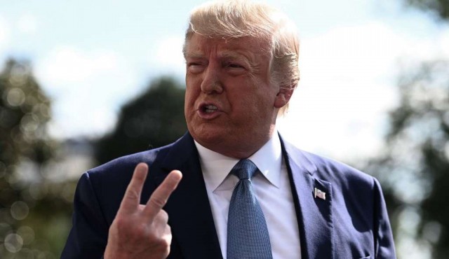 Un segundo denunciante complica a Trump