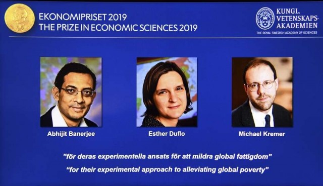 Tres economistas ganan Nobel por trabajos sobre la pobreza