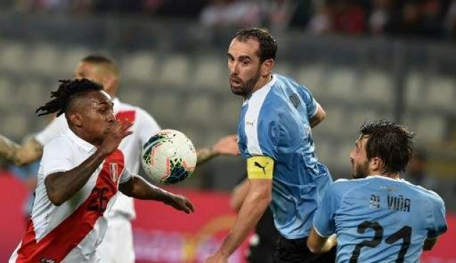 Con gol de Darwin Núñez Uruguay empató en Lima 