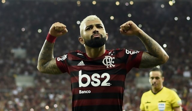 Flamengo aplastó a Gremio y jugará la final ante River