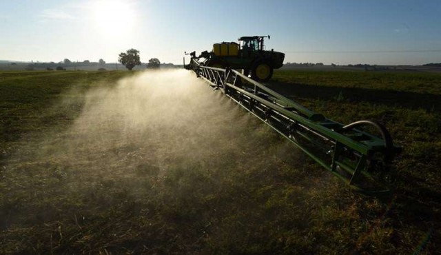 Agroquímicos: coincidencia entre el FA y el PN por necesidad de mayor regulación