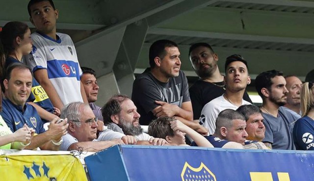 Ameal y Riquelme triunfaron en las elecciones de Boca Juniors​