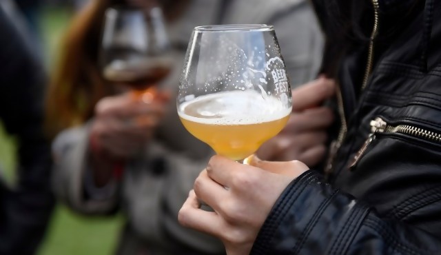 Qué dice la ley que regula el mercado de alcohol