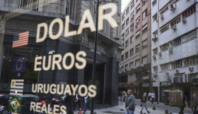 Argentina: acuerdo de precios para “parar la pelota” de la inflación