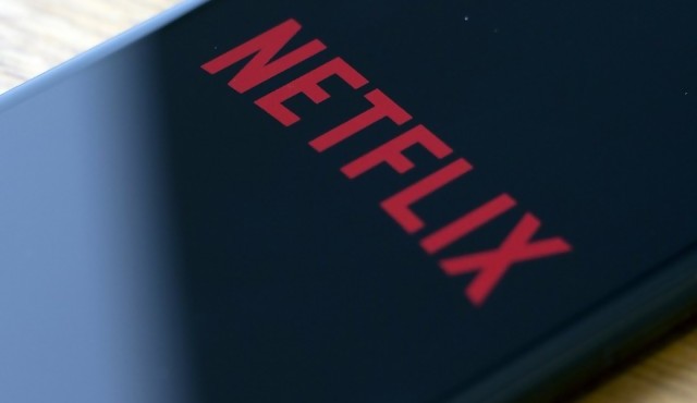 Juez brasileño ordena a Netflix que retire del aire una sátira natalina sobre Jesús