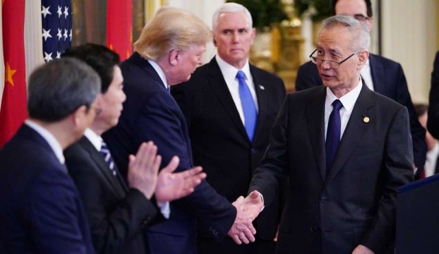 EEUU y China firmaron su largamente esperado acuerdo comercial