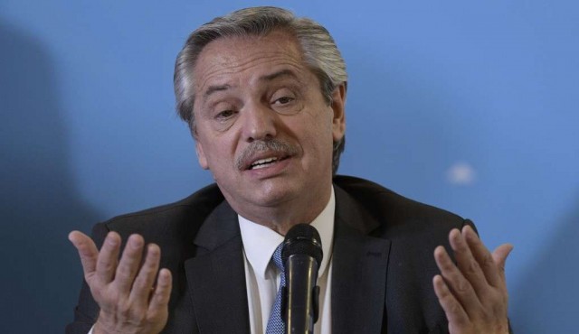 FMI declara “no sostenible” a la deuda Argentina y da un “espaldarazo” a Fernández