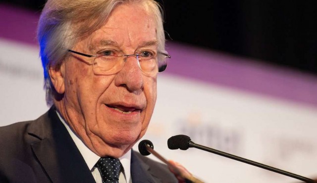 Astori: es “totalmente desubicado” pedir a los directores de empresas públicas el ajuste de tarifas