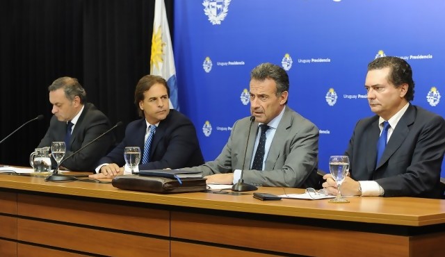 Uruguay cierra fronteras con Argentina