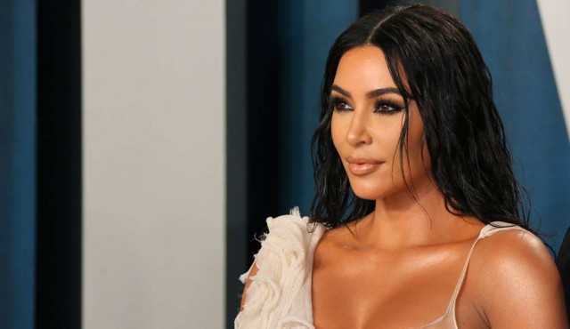 Coty compra 20% de grupo de belleza de Kim Kardashian por 200 millones de dólares