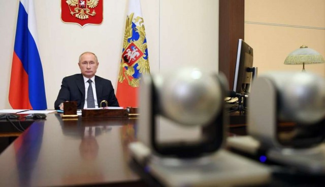Putin dijo que Rusia tiene la vacuna contra el Covid y que una de sus hijas se inoculó con ella