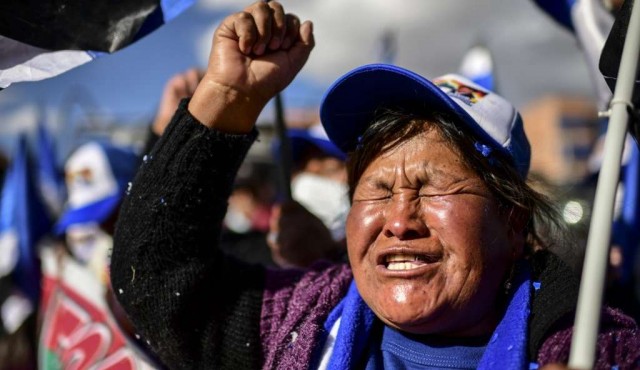 Arce tomará las riendas de una Bolivia polarizada y en crisis económica