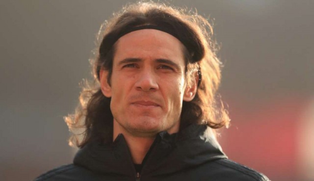 Cavani podría ser suspendido varios partidos por escribir “negrito” en Instagram