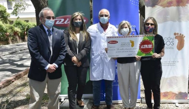 Disco entregó donación de sus clientes al Centro Hospitalario Pereira Rossell