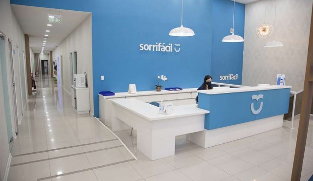 Sorrifácil, la nueva red de Clínicas Odontológicas en Uruguay