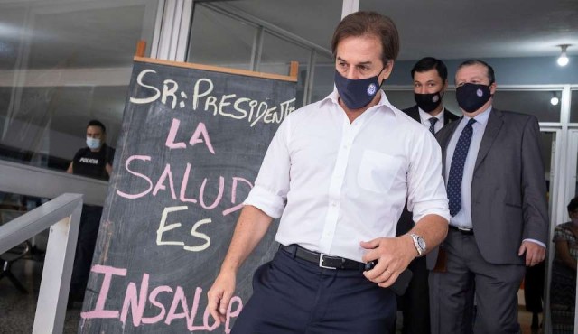 “El gobierno no va a establecer la cuarentena obligatoria, porque no cree en un Estado policíaco”
