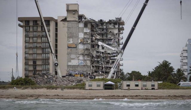 Una carta alertó en abril del crítico estado del edificio colapsado en Florida