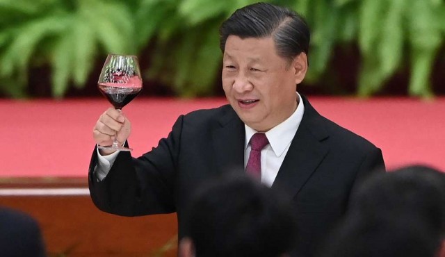 Xi Jinping reescribe la historia del Comunismo chino y se menciona más que a Mao