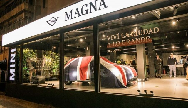 Llega a Uruguay el nuevo MINI Cooper SE, el vehículo que combina un estilo auténtico con un manejo divertido sustentable