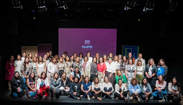 A sala llena RedME (Red de Mujeres Ejecutivas del Uruguay) despidió el año con un panel de lujo y una temática que convoca: el camino hacia la equidad de género en puestos de liderazgo.