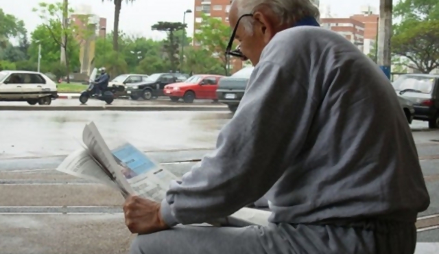 Prensa escrita pide a Mujica exoneración de impuestos