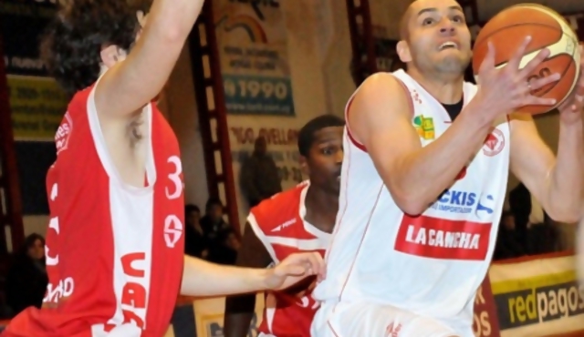 Los de arriba ganaron y acechan a Biguá  