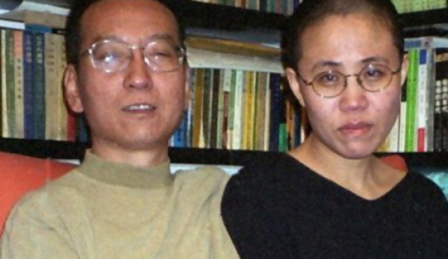 Esposa del Nobel de la paz, detenida