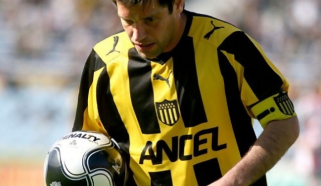 Peñarol ya está en Goiania