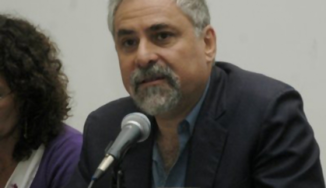 Avanzan en aportes para ley de “servicios de comunicación”