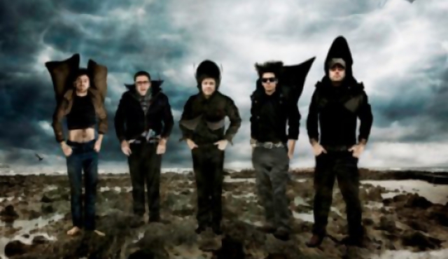 La saga: nuevos colores en las canciones