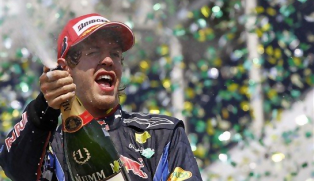 Vettel ganó Gran Premio de Brasil y llevó a Abu Dhabi la definición de la temporada 