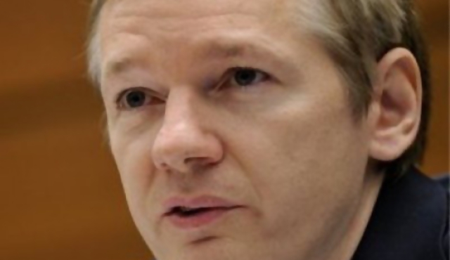 Assange dijo por chat que “la historia vencerá”  