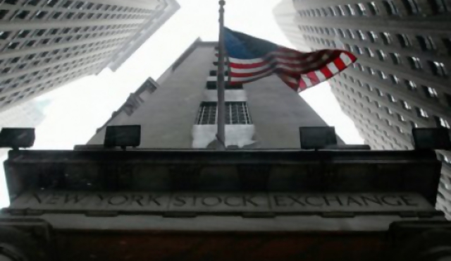 Fed mantiene su plan de estímulo