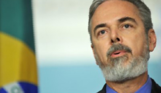 Brasil opuesto a opciones militares en Libia 