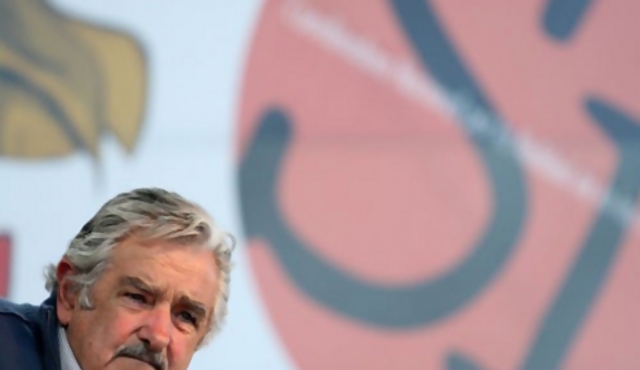 “Para la gente el plebiscito es el dos de la muestra”