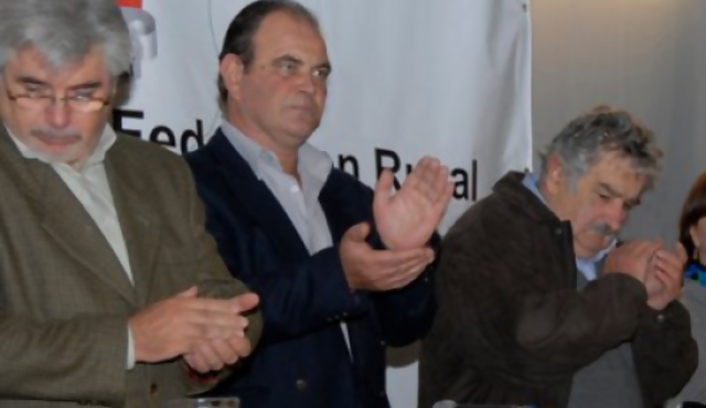 Advierten que Mujica exoneró a los que quiere gravar