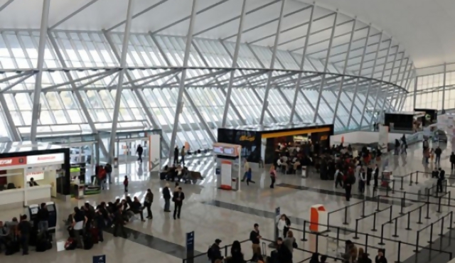 El Aeropuerto de Carrasco no tiene policlínica de emergencia