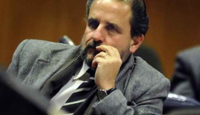 Saravia: “es inmoral” que me pidan la banca