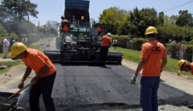 Gobierno prueba uso de polvo de caucho en rutas