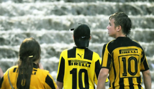 Suspendido Peñarol – Racing, el pico va el miércoles 11