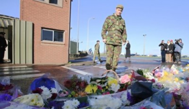 Brown visita el Ulster tras atentado del IRA Auténtico