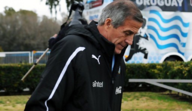 Elogios para Tabárez en El País de Madrid