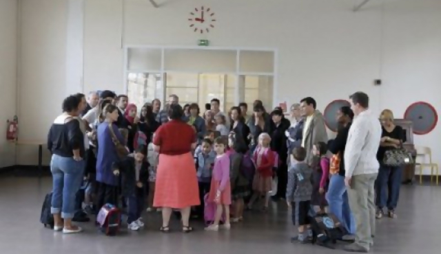 Ayuda estatal a escolares argentinos genera impacto positivo